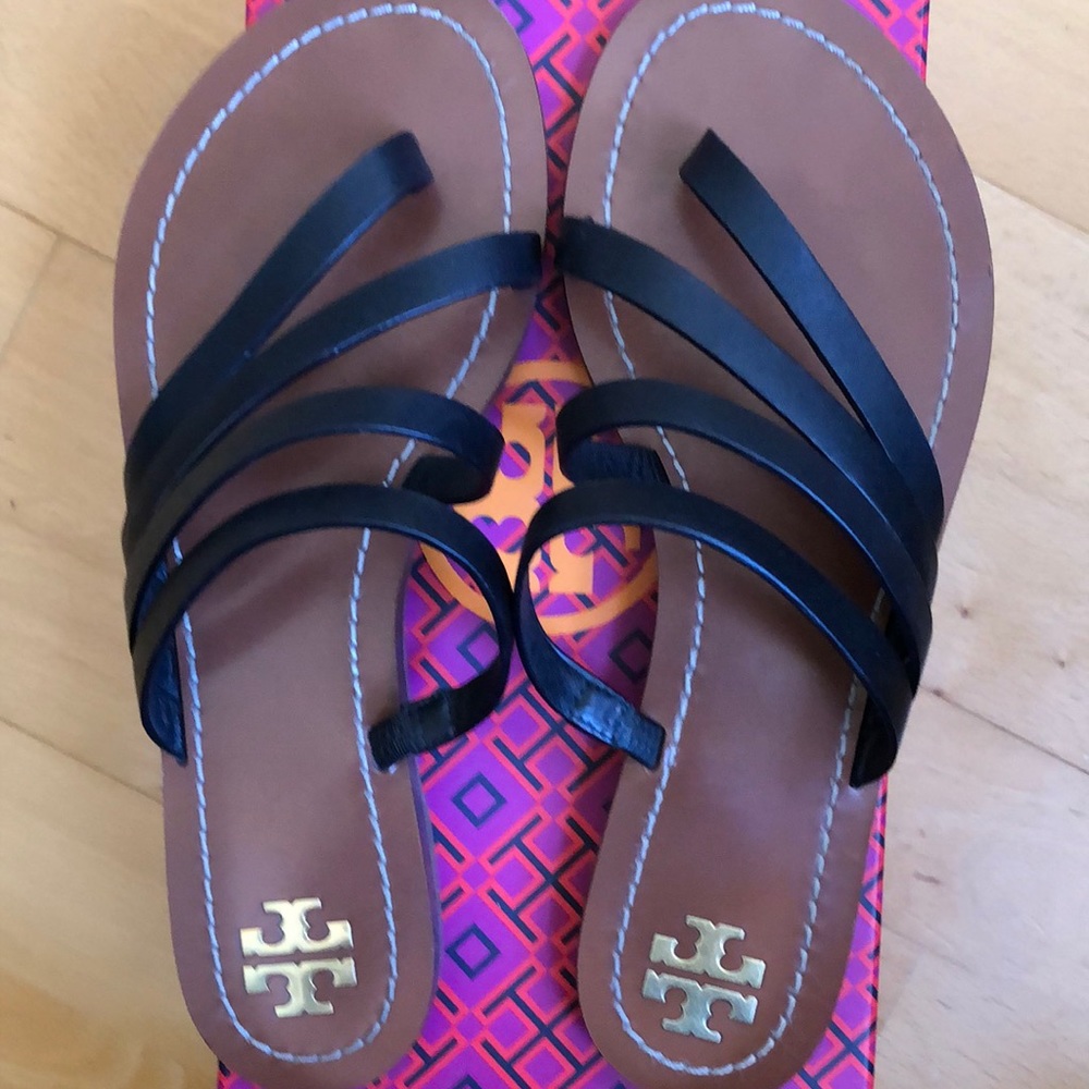 TORY BURCH PATOS FLAT SANDAL